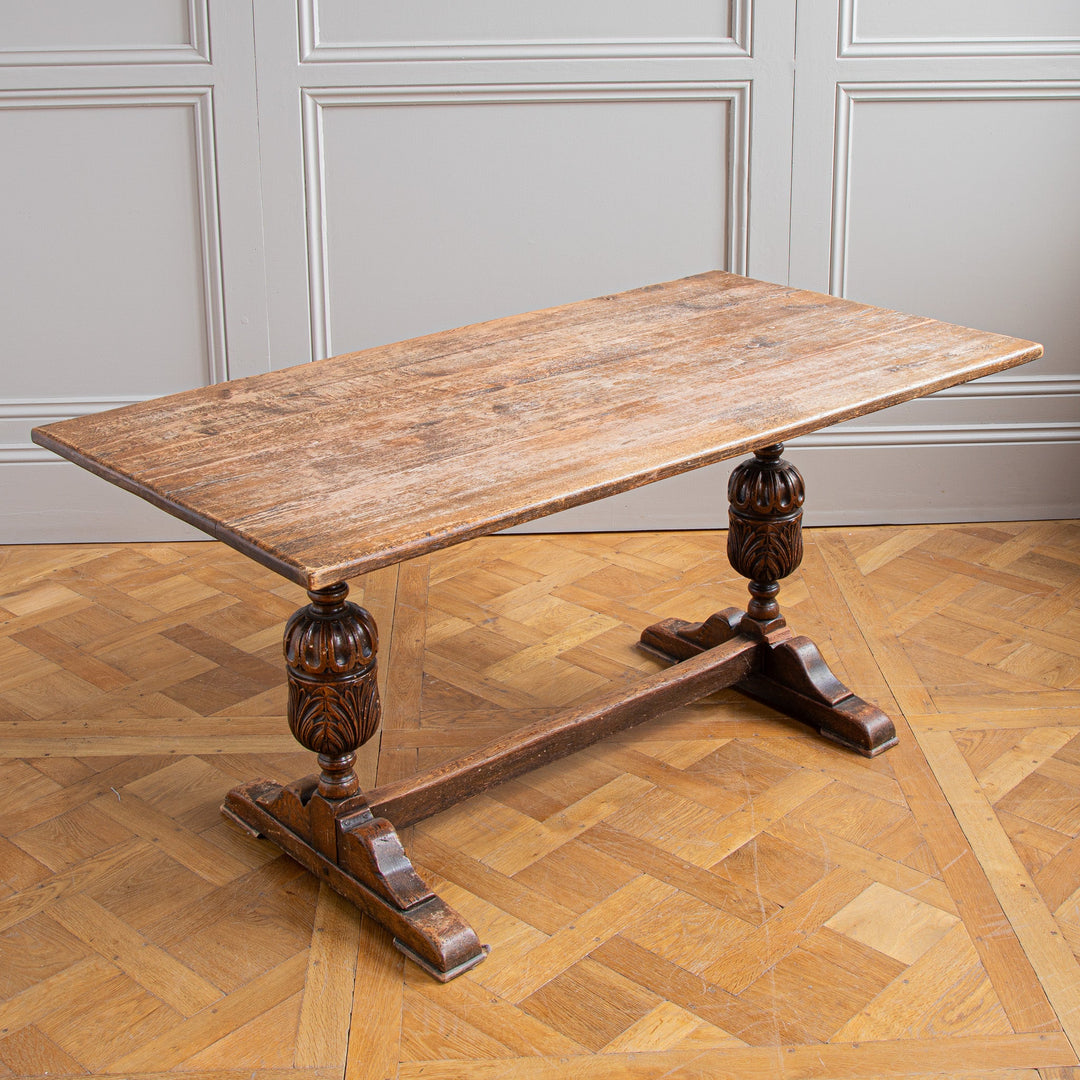 Elizabethan Style Dinning Table - La Maison London