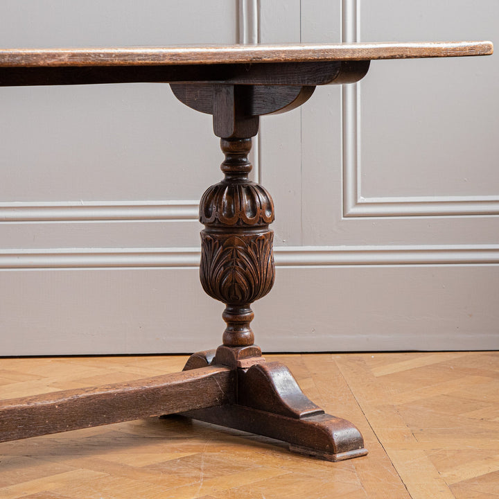 Elizabethan Style Dinning Table - La Maison London