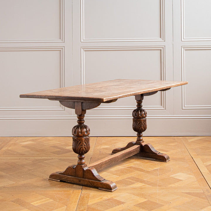 Elizabethan Style Dinning Table - La Maison London