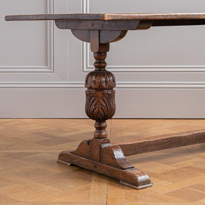 Elizabethan Style Dinning Table - La Maison London